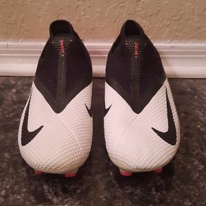 Nike Phantom Vision 2 Pro Dynamic Fit Socc…